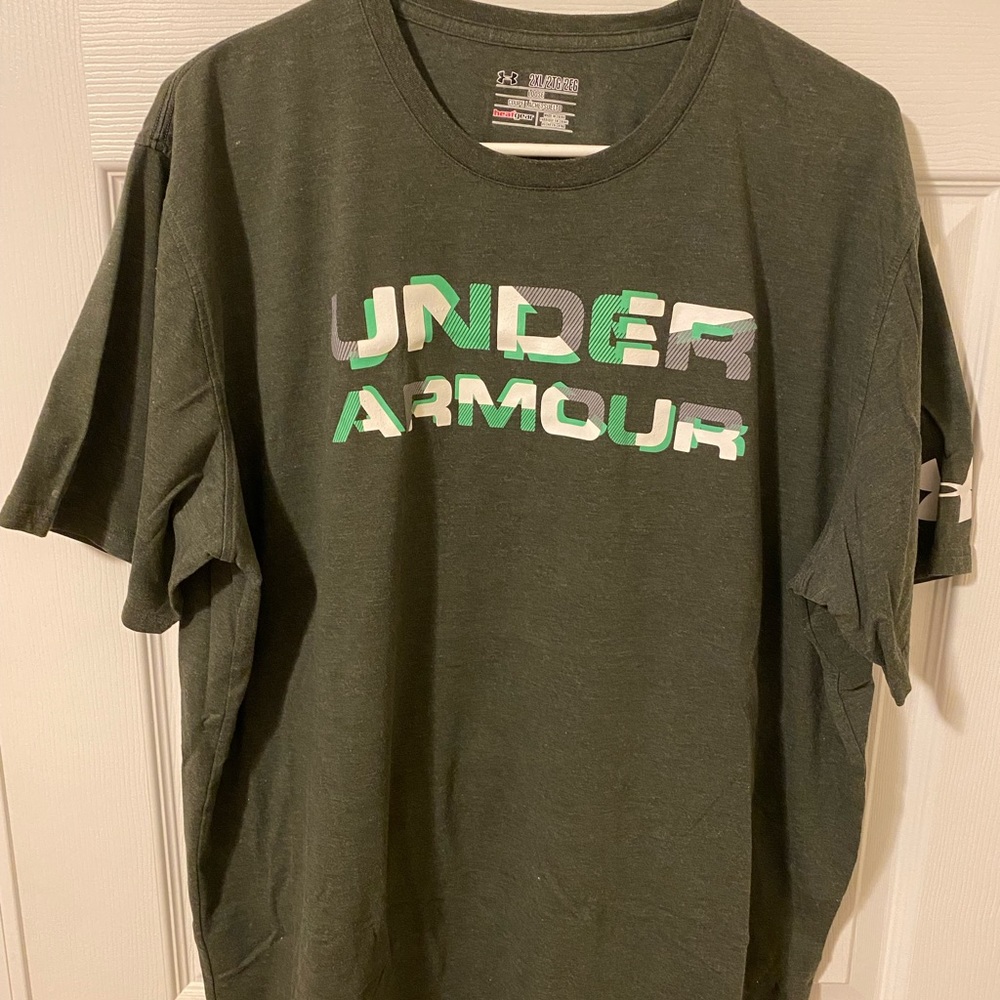 Under Armour T-Shirt